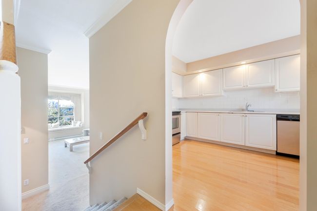 107 - 222 W 4 Th Street, Townhouse with 2 bedrooms, 2 bathrooms and 2 parking in North Vancouver BC | Image 13