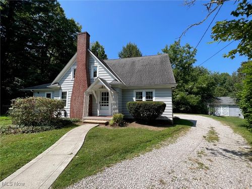 12386 Auburn Rd, Chardon, OH, 44024-9497 | Card Image