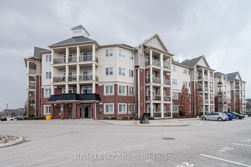123-80 Aspen Springs Dr, Clarington, ON, L1C0V4 | Card Image
