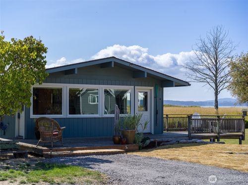 331 Nelson Ln, Lopez Island, WA, 98261-8310 | Card Image