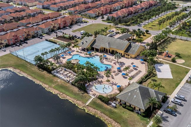 8955 Coco Palm Rd, Townhouse with 3 bedrooms, 3 bathrooms and null parking in KISSIMMEE FL | Image 47