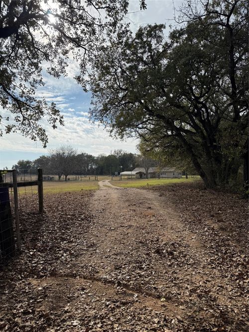 1059 Wildcat Cir, Waco, TX, 76705-5642 | Card Image