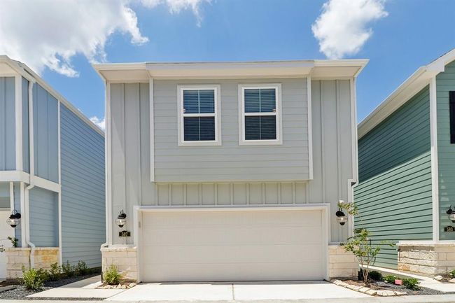 587 Avisa Dr, House other with 3 bedrooms, 3 bathrooms and 2 parking in Kemah TX | Image 4