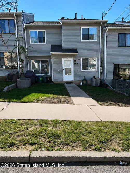 409 Neckar Ave, Staten Island, NY, 10304-5008 | Card Image