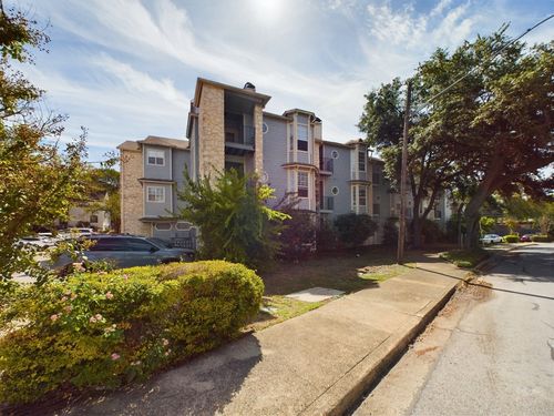 apt-202-3111 Tom Green St, Austin, TX, 78705-3062 | Card Image