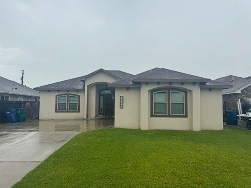 2525 Luzius Dr, Corpus Christi, TX, 78418-5532 | Card Image