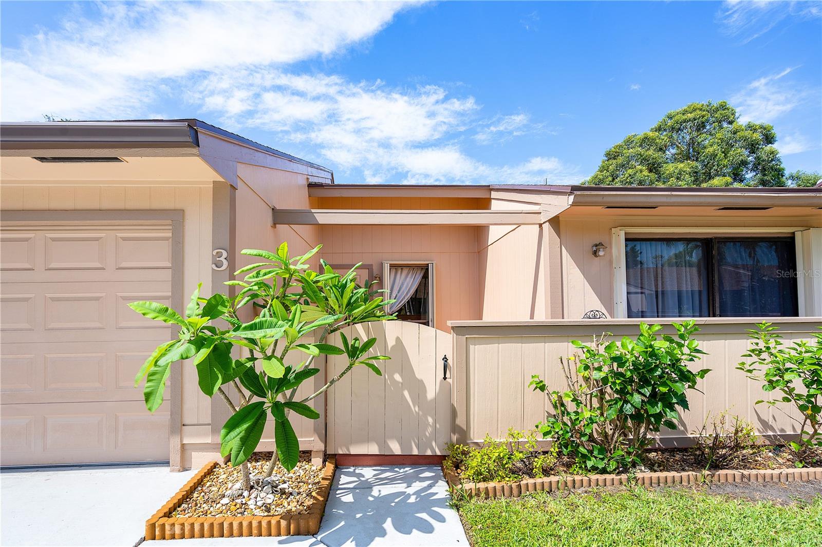 Winchmore Ln, Boynton Beach, FL 33426