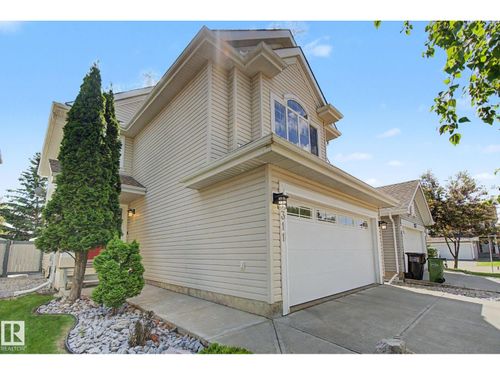 8311 11 Ave Sw, Edmonton, AB, T6X1E3 | Card Image