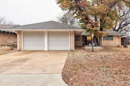 2109 Nw 43rd St, Oklahoma City, OK, 73112-8808 | Card Image