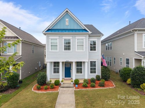 4020 Willow Green Pl, Charlotte, NC, 28206-1477 | Card Image