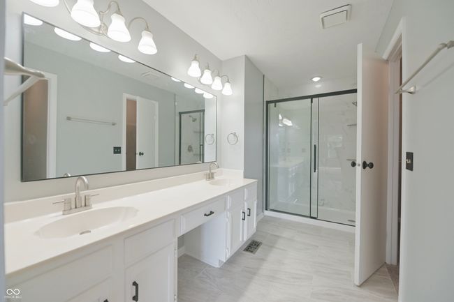 11212 Bayridge Cir E, House other with 4 bedrooms, 3 bathrooms and null parking in Indianapolis IN | Image 31