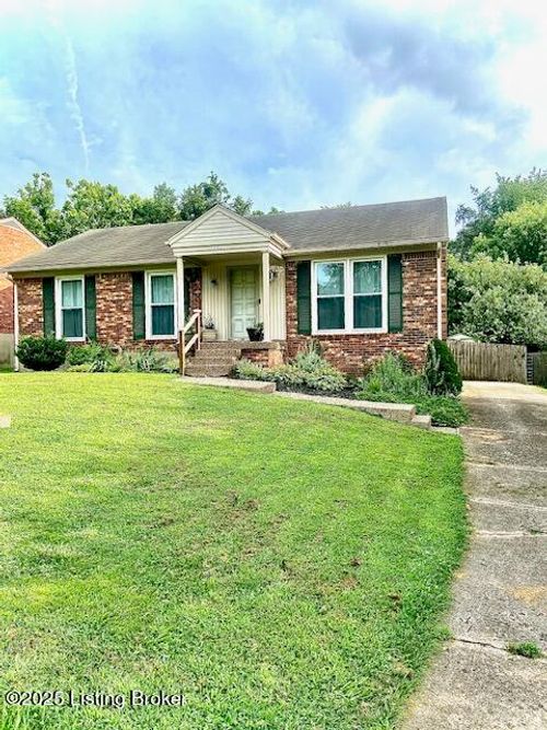 8807 High Point Cir, Louisville, KY, 40299-1308 | Card Image