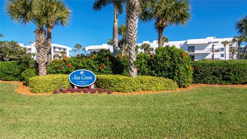 303v-1616 Ocean Dr, Vero Beach, FL, 32963-2289 | Card Image
