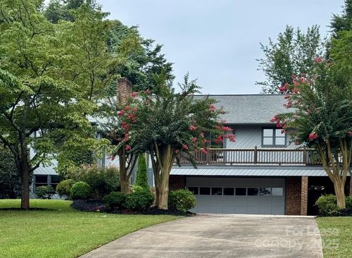 257 Ponderosa Cir, Mooresville, NC, 28117-5500 | Card Image