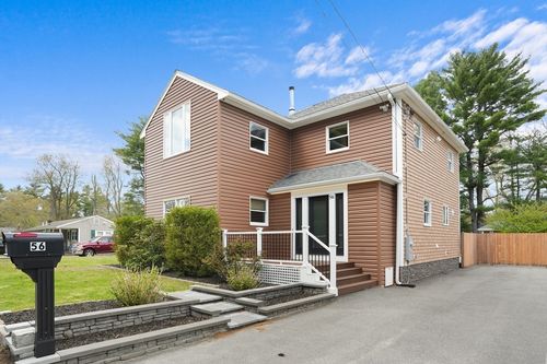 56 Chipaway Rd, East Freetown, MA, 02717-1511 | Card Image