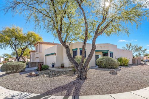 8866 E Desert Lily Place, Tucson, AZ, 85715 | Card Image
