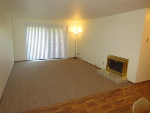 6050 W Calumet Rd, Milwaukee, WI, 53223-4129 | Card Image