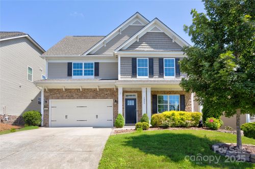 1325 Grantwood Ave Nw, Concord, NC, 28027-2855 | Card Image