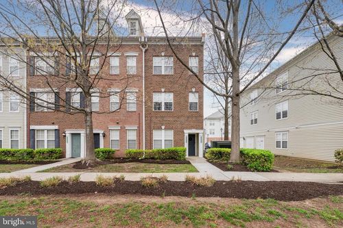 42461 Rockrose Sq, BRAMBLETON, VA, 20148-6984 | Card Image