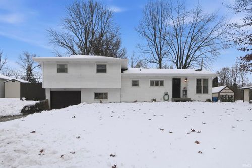 218 Iwo St, Auburn, IN, 46706-2510 | Card Image