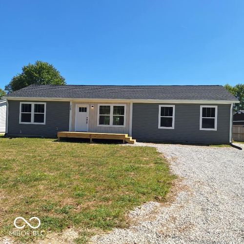 329 Lazy River Rd, Cloverdale, IN, 46120-8844 | Card Image