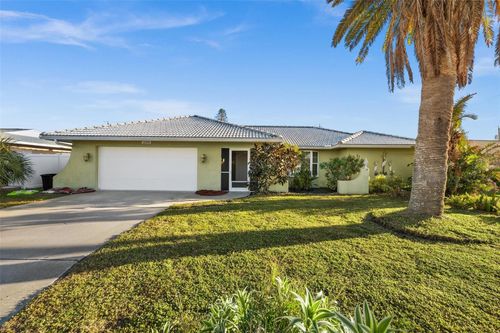 2209 Blackwood Dr, VENICE, FL, 34293-2849 | Card Image