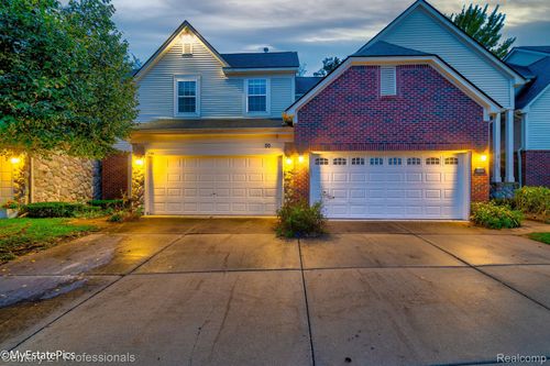 97-2195 Preserve Cir E, Canton, MI, 48188-2256 | Card Image