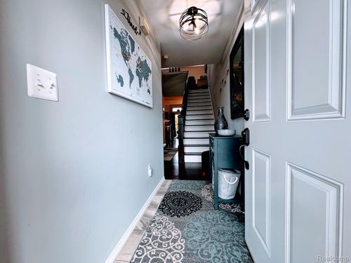 35149 Woodbury Dr, New Baltimore, MI, 48047-4364 | Card Image