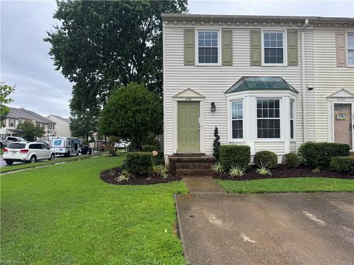 4701 Woods Edge Rd, Virginia Beach, VA, 23462-7254 | Card Image