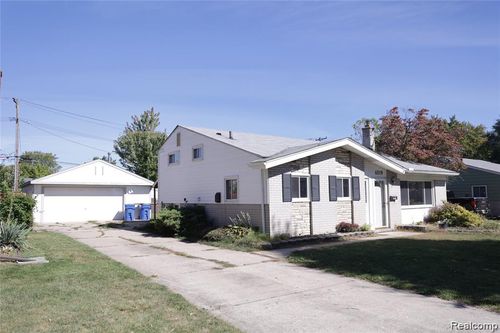 4519 Reader Dr, Warren, MI, 48092-4427 | Card Image