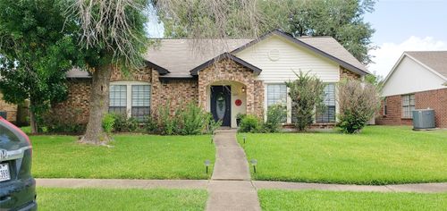 2633 Ladywood Dr, Garland, TX, 75040-8721 | Card Image