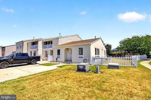 54 Delmar Dr, Brigantine, NJ, 08203-1269 | Card Image