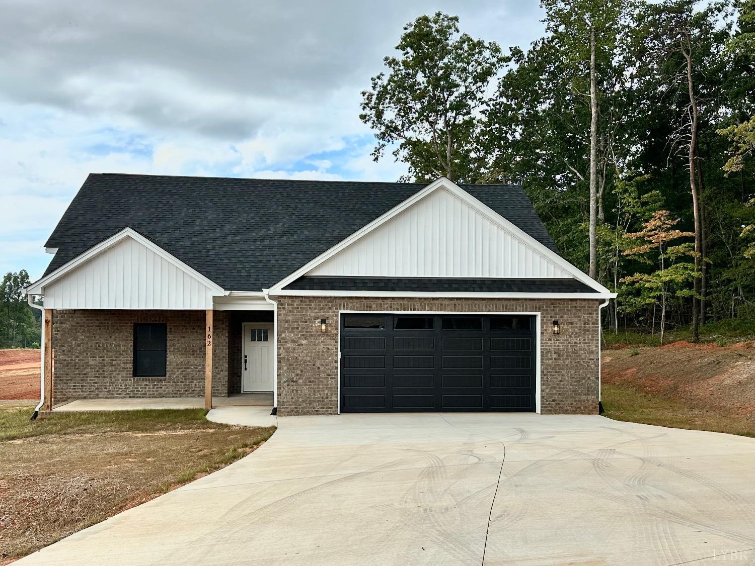 Bloom Ct, Lynchburg, VA 24501