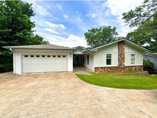 121 Cherokee Rd, Cherokee Village, AR, 72529-2602 | Card Image