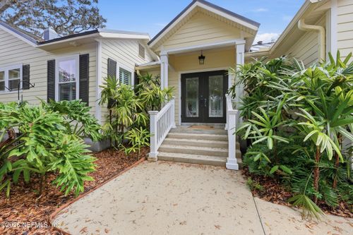 17 Sylvan Dr, St Augustine, FL, 32084-2157 | Card Image