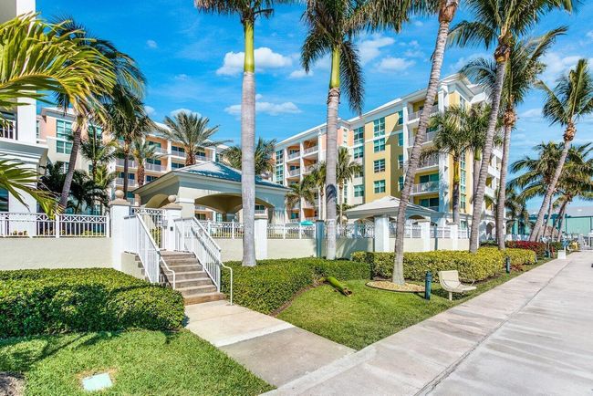 APT-201 - 804 E Windward Way, Condo with 3 bedrooms, 2 bathrooms and null parking in Lantana FL | Image 38