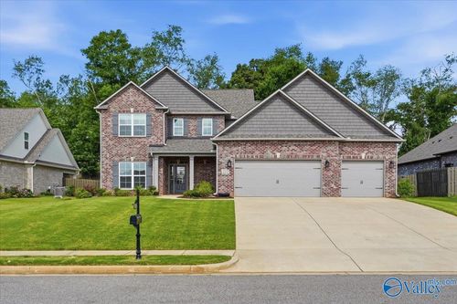 212 Somerdale Ln, Huntsville, AL, 35811-7132 | Card Image