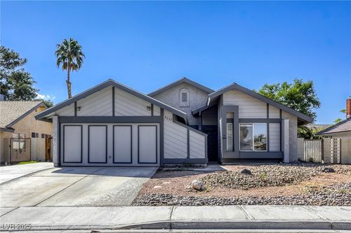 3117 Valleywood Rd, Henderson, NV, 89014-3643 | Card Image