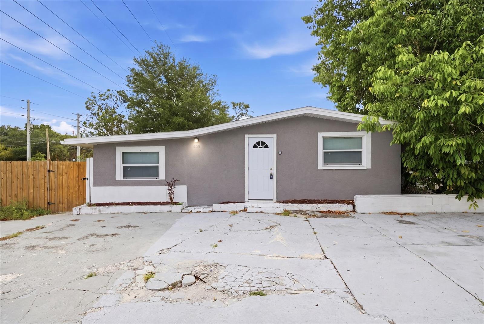 Residential in TARPON SPRINGS 2