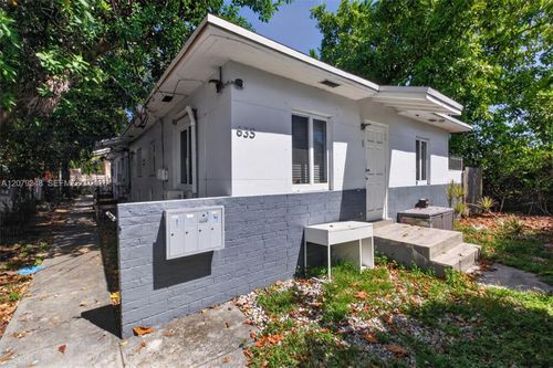 2-635 Sw 16th Ave, Miami, FL, 33135-3788 | Card Image