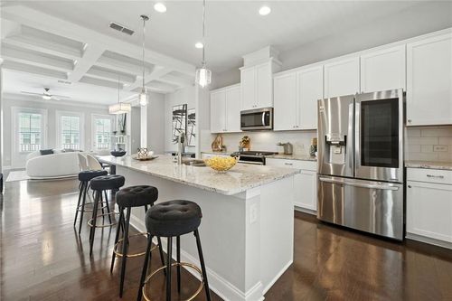 618 Morning Glory Pl Ne, Atlanta, GA, 30324-4198 | Card Image