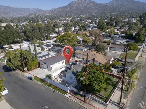 7961 Apperson St, Sunland, CA, 91040-3152 | Card Image