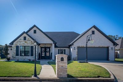 206 La Foy Ln, House other with 4 bedrooms, 3 bathrooms and null parking in Hallsville TX | Image 2