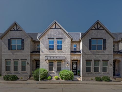 1903 Melinda Ln, Farmers Branch, TX, 75234-4896 | Card Image