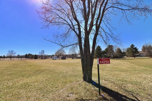 N4250 Birdie Court, Decatur, WI, 53520 | Card Image