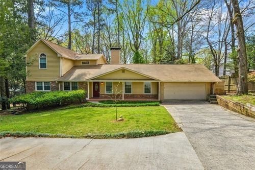 1631 Harts Mill Rd Ne, Brookhaven, GA, 30319-1817 | Card Image