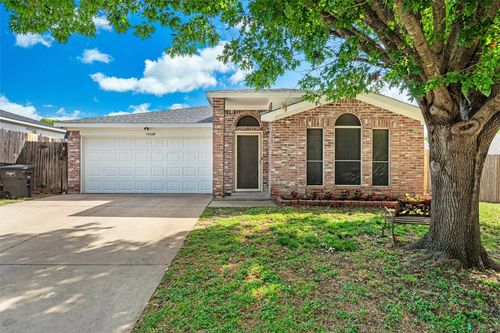 10228 Maverick Dr, Fort Worth, TX, 76108-4058 | Card Image