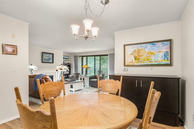 Dining Area | Image 9