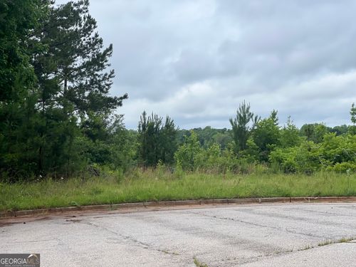 111 Howard Dr, Lagrange, GA, 30240-5819 | Card Image