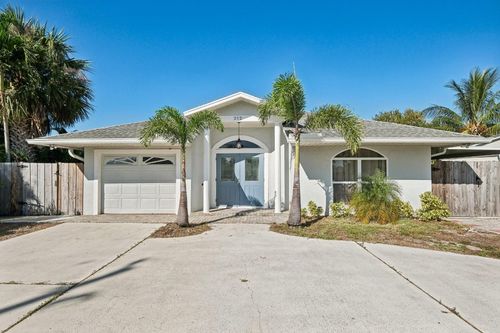 212 14th Pl, VERO BEACH, FL, 32960-5841 | Card Image